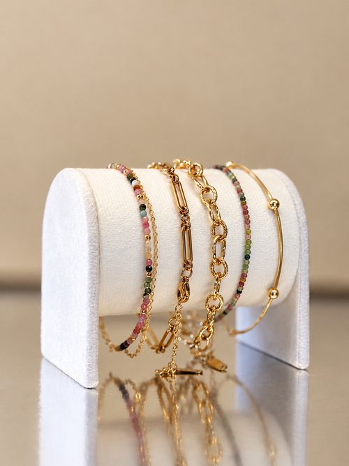 Chunky gold chain bracelet