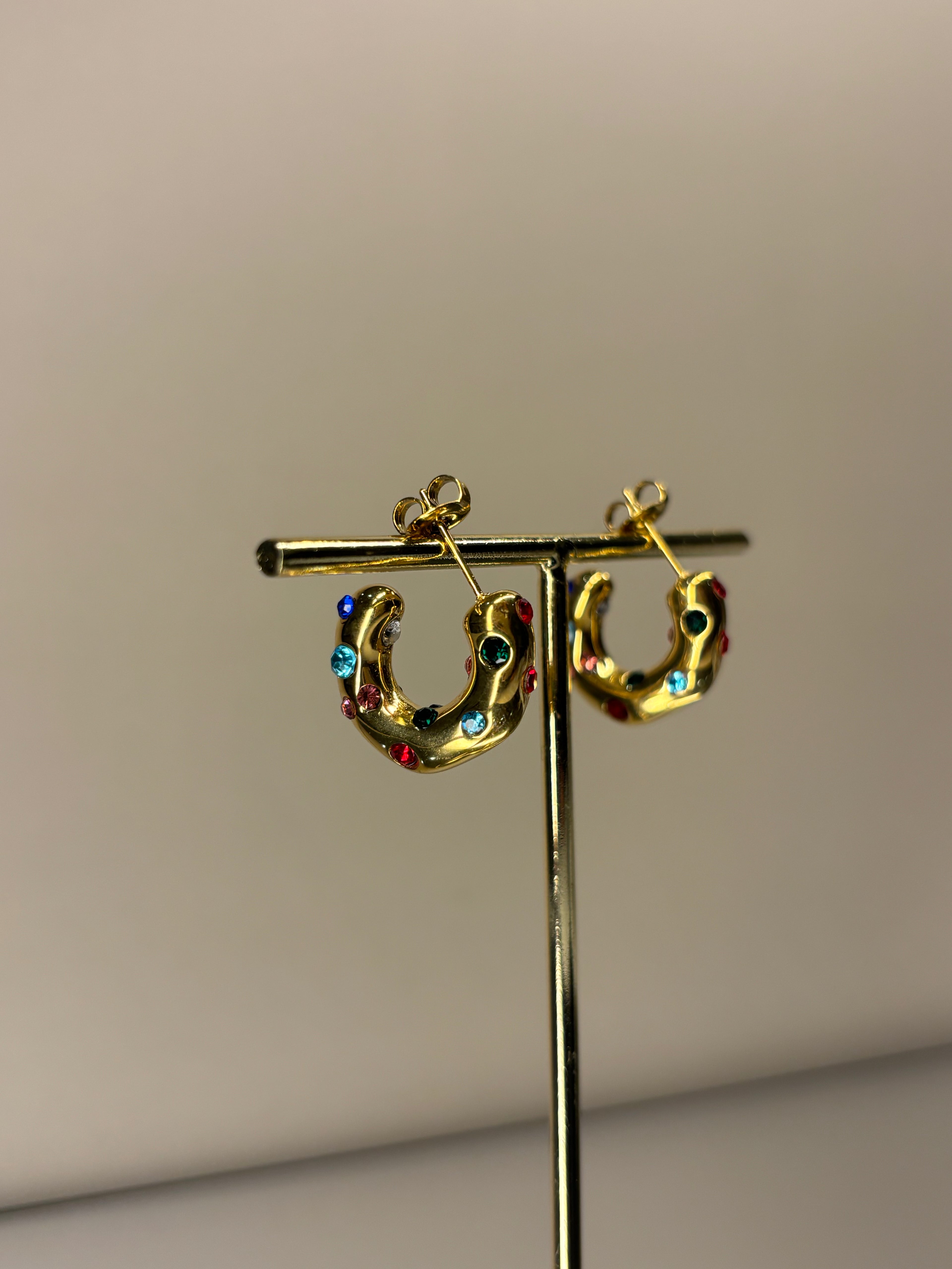 Rainbow Hug Me Hoops
